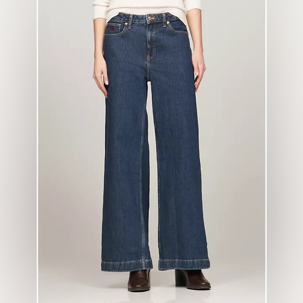 NWOT TOMMY HILFIGER HIGH WAIST WIDE-LEG JEAN